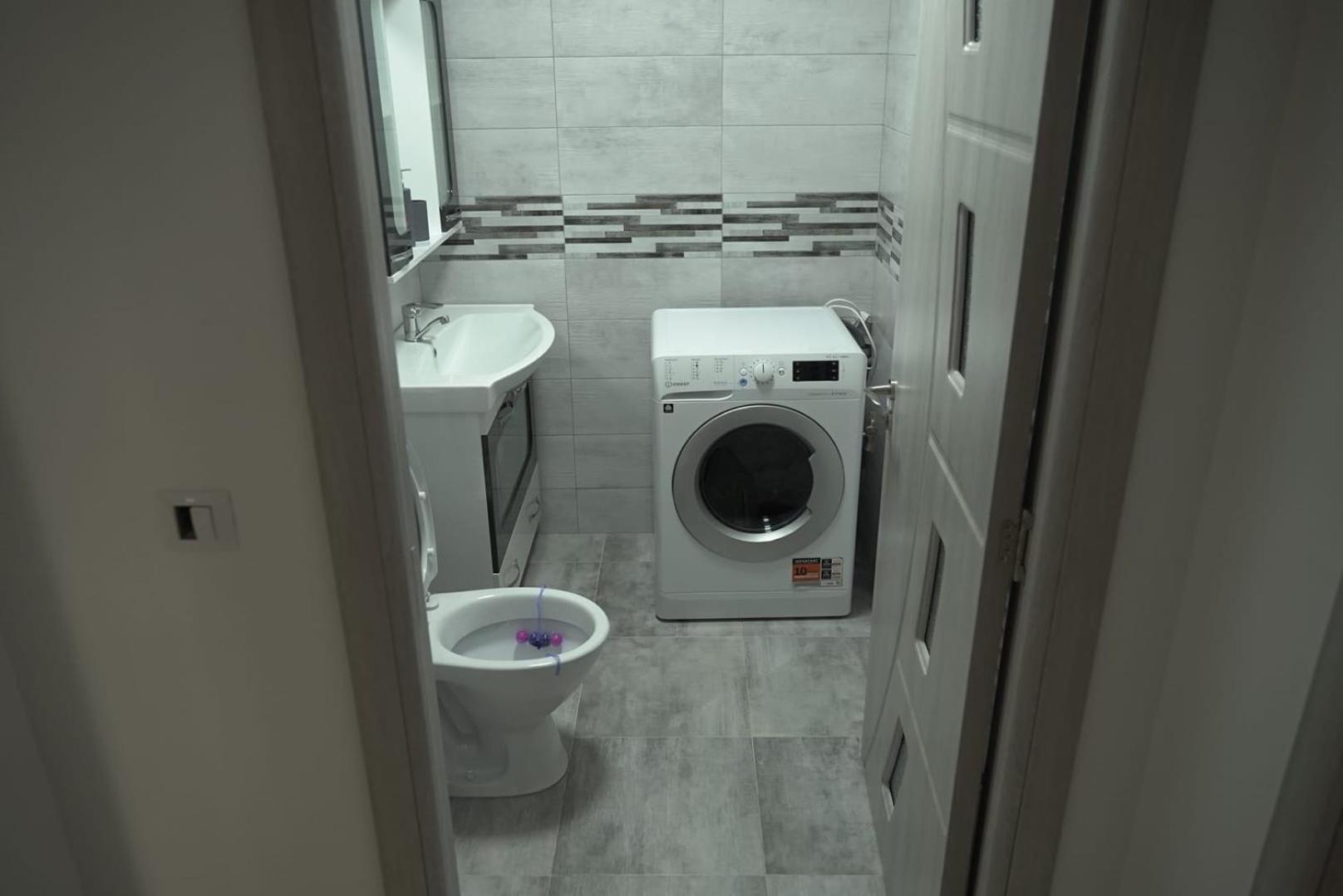 Enk Residence Тырговиште Экстерьер фото