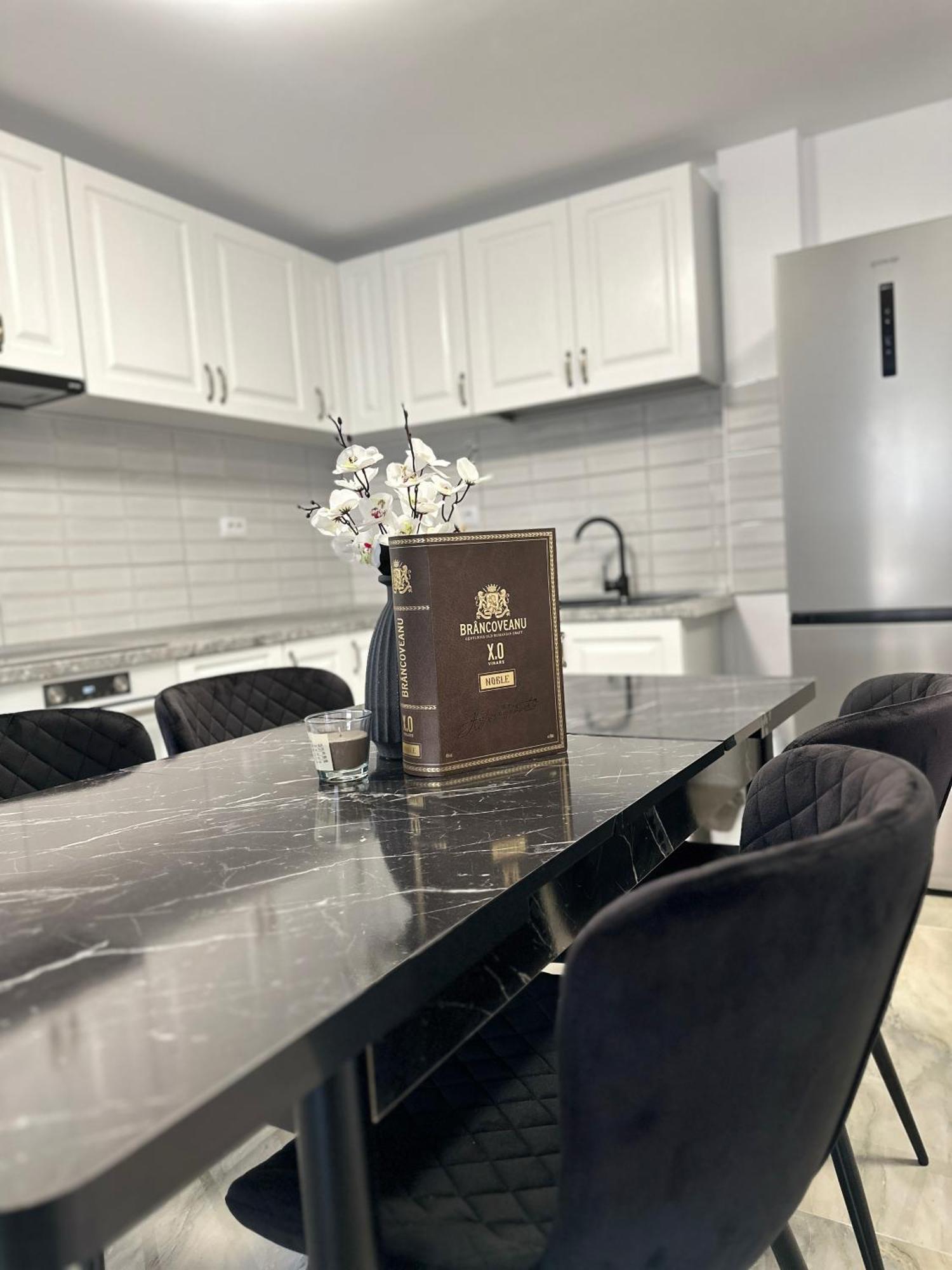 Enk Residence Тырговиште Экстерьер фото